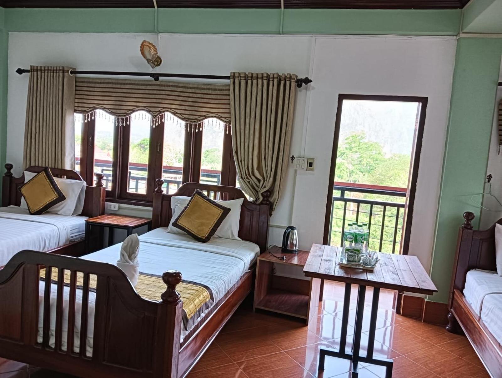 Bountang Riverside Hotel Vang Vieng Exterior photo